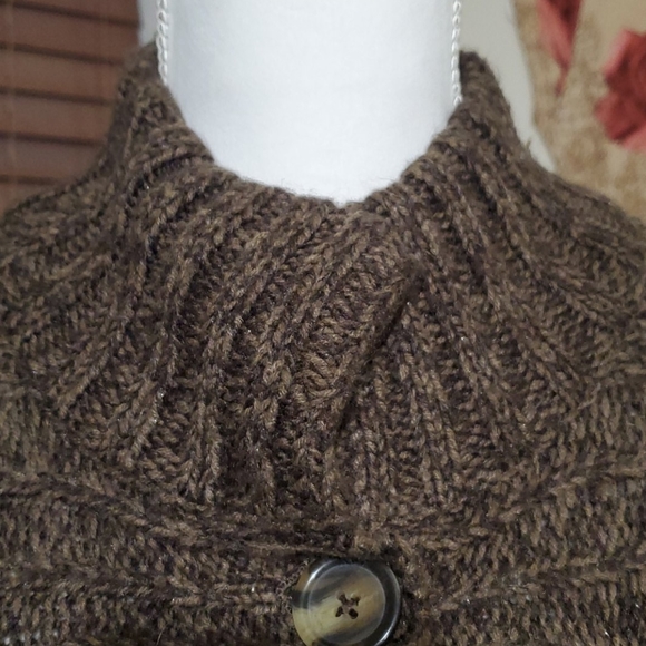 Collared Knit Poncho - Picture 3 of 8